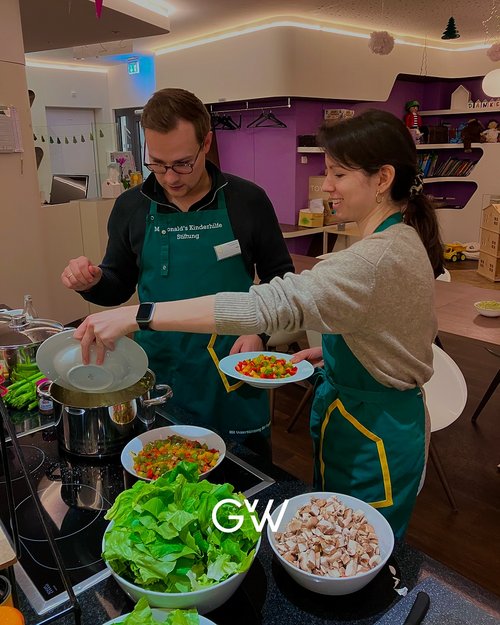 Wir haben gestern Abend erneut den Kochlöffel geschwungen und die Familien im Ronald McDonald Haus Hamburg-Altona...